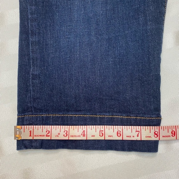 Kut from the Kloth Bermuda Shorts Sz 8 Dark Wash Gold Thread 4 pockets E… - Picture 6 of 15